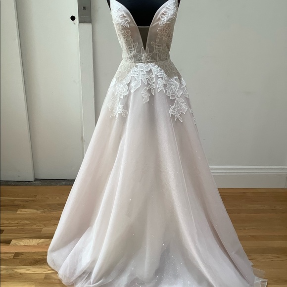 Fiona Blush by Hayley Paige - Picture 3 of 4